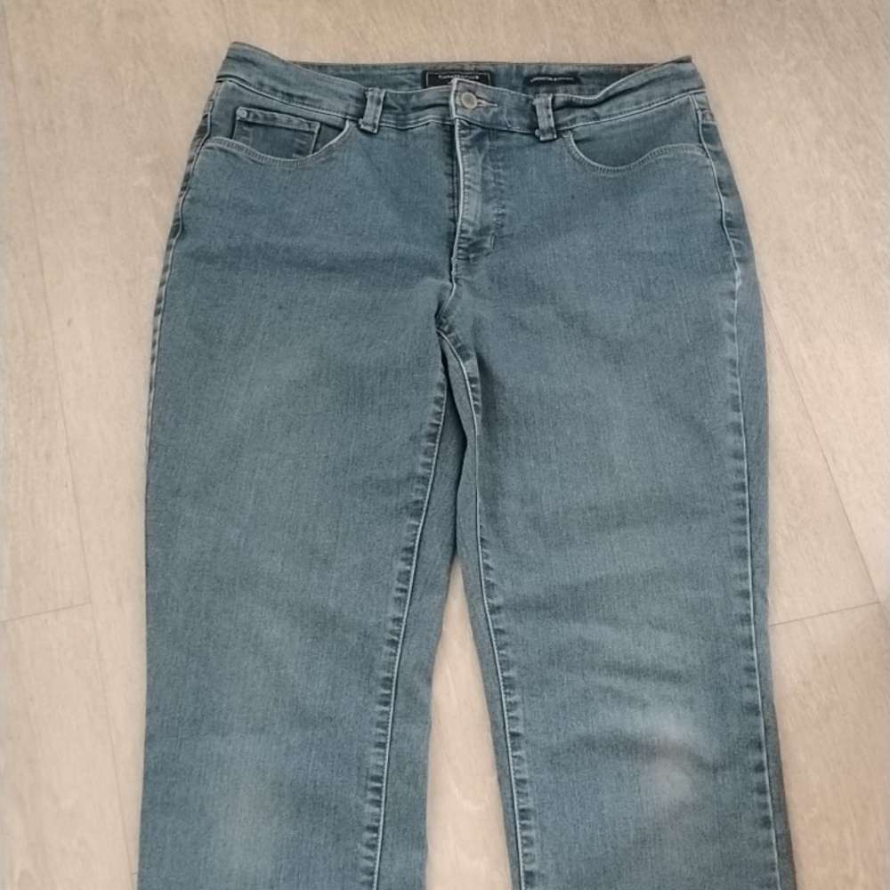 Charter Club Women's Straight Leg Jeans in Dark Blue 💙